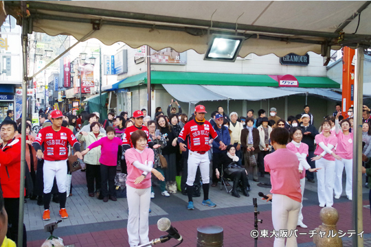 最後は「ホップ ステップ 瓢箪山」体操を初披露。東大阪市リズム体操協会さんの指導でみんなも一緒に！