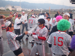 06BULLS �D���r�[������