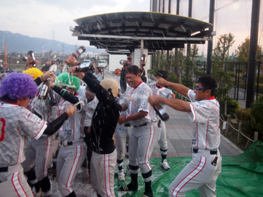 06BULLS �D���r�[������