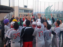 06BULLS �D���r�[������