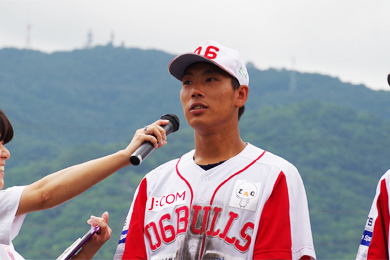 06BULLS vs �P�HGo To WORLD ���[�O�� 2014.06.12