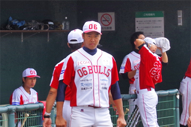 ���Ƀu���[�T���_�[�Y vs 06BULLS ���[�O�� 2014.08.31