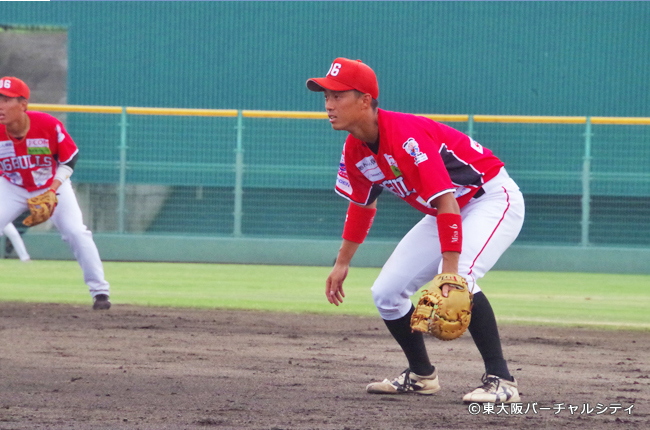 三崎はこの日1安打1打点。なんでも器用にこなす反面、突出した武器も手に入れたいところ