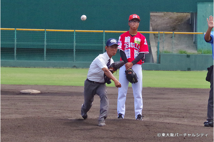 始球式　守口市第一中学校首席 藤田幸克様