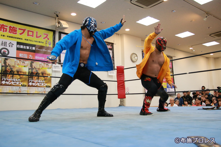 タコスパダンスは商店街プロレスには必須です!素晴らしいの一言です