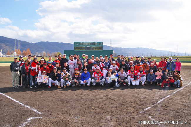 最後はファンの皆さんも一緒になっての大集合写真